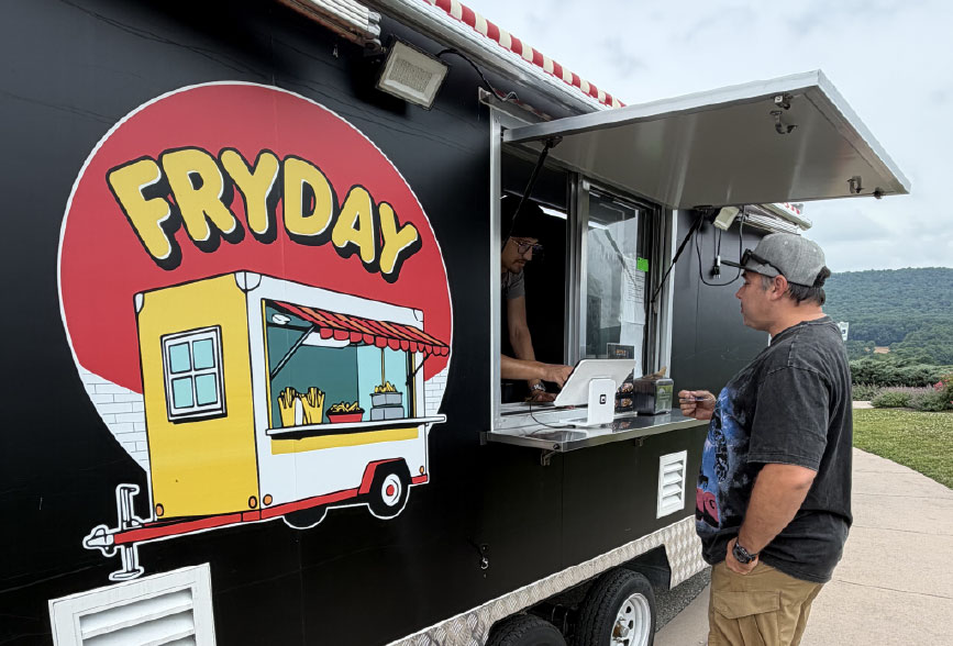 Fryday Food Trailer Fryday Food Trailer